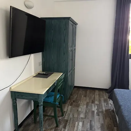 Casa Milla Mit Grosser Terrasse Meerblick Direkt Am 公寓 Klorakas