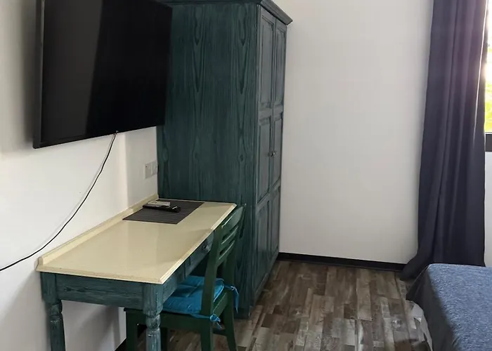 Casa Milla Mit Meerblick Direkt Am Apartament Klorakas